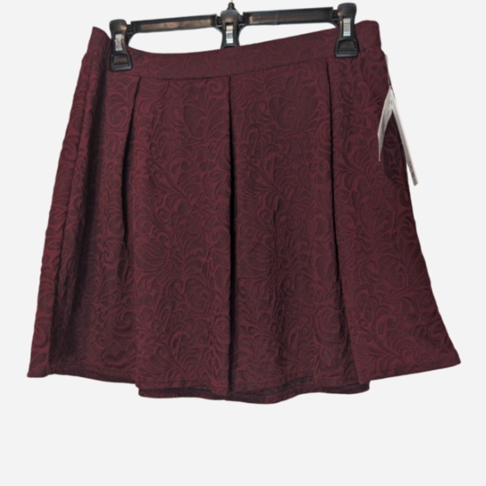 Joe Benbasset Burgundy Textured Mini Skirt